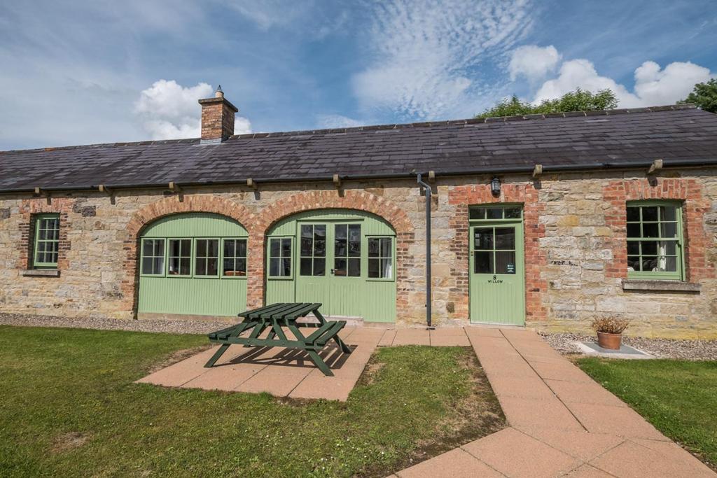 Belle Isle Castle And Cottages 에니스킬런 외부 사진